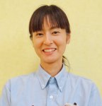 派遣スタッフから正社員雇用となった森田理恵さん。留学経験と女性ならではの感性を発揮し、広報スタッフとして活躍している