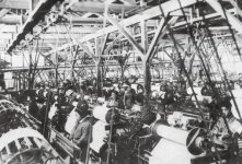 昭和5（1930）年、工場内の風景