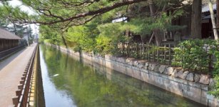 江戸時代に開削された新発田川は、明治・大正期にかけて新発田を支えた。現在もまちなかには、美しい水路が残っている