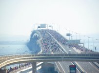東京湾アクアラインをコースに使った「ちばアクアラインマラソン」。今年は10 月23 日に開催予定