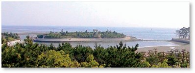 高砂海浜公園：白砂青松と海に浮かぶ人工島が広がる公園。水遊びや釣り、散歩など四季を通じて楽しめる。日本の白砂青松100選にも選定