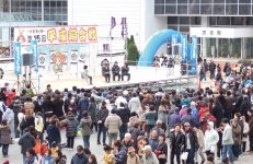平成12年度の第1回受賞の「平成鍋合戦」は毎年開催され、人気イベントの1つ