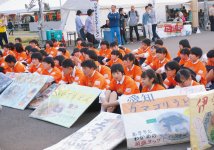 全国まるごとうどんエキスポ：日本三大うどんの一つ「稲庭うどん」発祥の地「湯沢」で開催。全国のうどん産地から店舗が集結。100人の地元高校生ボランティアなど、多くの市民に支えられている特徴を持つ
