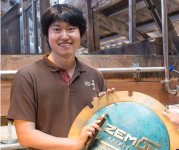 若鶴酒造取締役の稲垣貴彦さん。「日ごろから食品工場として厳格な衛生管理を行っていることが、安全な製品づくりに役立ちました」