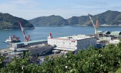 西日本トップクラスの生産量を誇る愛媛本社工場。他に京都、栃木に製造工場があり、福岡に物流拠点を新設中だ