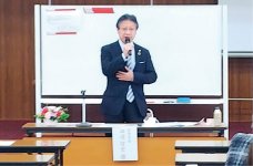 田辺信宏静岡市長から市政や地域活性化について話を聞いた