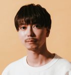 今瀧 健登（いまたき・けんと）
僕と私と CEO、一般社団法人Ｚ世代代表
1997年生まれ。僕と私と株式会社CEO。SNSネイティブ世代（Ｚ世代）への企画・デジタルマーケティングを専門とするＺ世代の企画屋。ハッピーな共感をフックに購買行動につなげる「エモマーケティング」を提唱し、さまざまな企業・行政とタッグを組んでワンストップ・プロモーションを展開する。プロデュースしたアカウントやサービスは多くのＺ世代の支持を集める。「NewsPicks」や「日経クロストレンド」など、個人としても多数のメディアに出演。著書に『エモ消費』（クロスメディア・パブリッシング）『Ｚ世代マーケティング見るだけノート』（宝島社）など。X（旧Twitter）：@k_hanarida）