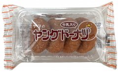 原材料と商品鮮度にこだわった“駄菓子”の定番。１袋48円（税別）