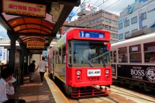 競技開催日には長崎電気軌道（路面電車）が長崎駅とスタジアムの区間を折り返す臨時便を運行予定