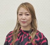 「もっと会社を成長させたい。それが沖縄の成長にもつながると思っています」と語る安里代表取締役