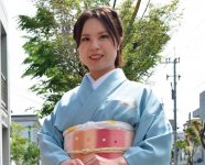 「着物は世代を超えて着られます。売り買いだけではなく、お客さまと喜びを分かち合いたい」と語る山田さん