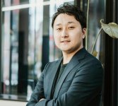 「一合缶の日本酒で、業界の流通を改革したい」と語る玄代表