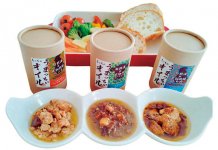 「もっちのうまっちぃオイル漬け」。左から大和肉鶏ミンチ、大和牛ミンチチーズ入り、大和肉鶏むね肉山椒入り
