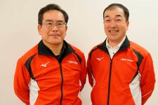 ERP（企業資源計画）をベースに、独自のプラットフォーム「SAMS」の構築を進めた神倉社長（右）と河西顧問