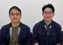 刈谷業務部長（左）は「リテラシーの高い人を厳選して開発に巻き込みました」と話す。その一人、中村品質管理課長（右）は「キントーンでいろいろつくっているうちに楽しくなった」と笑顔を見せる