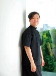 「万博は未来社会の〝答え〟ではなく〝問い〟。
人間と自然、テクノロジーが共創する実験場です」