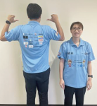 スポンサー名入りのポロシャツ