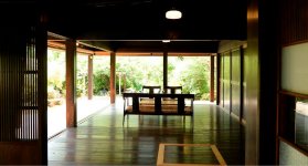 築250年の古民家を大改装した「宿 にしむら」は今年５月オープン。こぐまPlace内にある