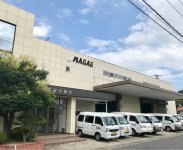 永江製粉は米粉、そば粉の製造のほか、製菓・製パン材料や包装資材の卸も行っている
