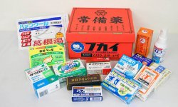 企業や一般家庭を定期的に訪問。常備薬のほかに、サプリメントや日用品、コスメ、健康・防災グッズなども扱う