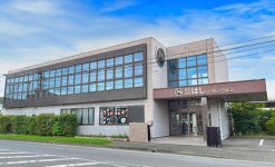 昨年８月に枦さんは会長となり、息子の庄太郎さんが四代目社長を務めている