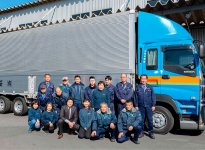 同社の従業員たち。働きやすい環境が整い、ドライバー人材や異業種からの若手人材が、紹介で集まるようになった