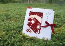 たとう紙のパッケージでコンパクトに収納