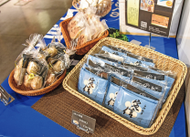 松平定信や特産品のだるまにちなんだ和菓子