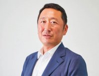 「農家を農業経営者としてサポートしています」と語る羽生代表取締役。経営顧問の起用やMBA取得など自己研さんに努める