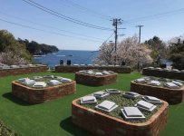 寺社の賛同を得て、2019年に開設した樹木葬墓苑「花海月（はなみづき）庭園墓地」