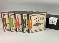 長崎醤油、ゆず胡椒、山椒、わさび、花椒の５種の味を楽しめる