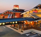 2005年にオープンした温浴施設「湯快爽快『湯けむり横丁』おおみや」