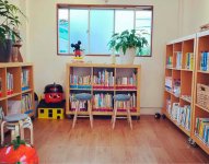 「本を売らない、貸さない、買い取らない」がモットーの長泉町出張所。子どもたちが気軽に本と触れ合える