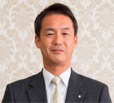 社長の小宮山さんは、昨年11月に岡谷商工会議所の会頭に就任した。「頑張っている事業者の皆さんの声を聞き、岡谷のまちを元気にしていきます」と語る
