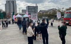 安城市の特産品、チンゲン菜の配布には長蛇の列