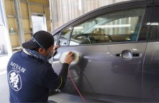 栫さんから承継した事業のほかに、自動車整備や鈑金塗装、24時間365日対応のロードサービスやレンタカーなど事業を多数展開する