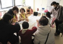 女性会会員が専門性を生かして講師を務める
