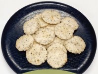 香ばしさが際立つ「極ＵＭＡ函館産真昆布出汁せんべい」