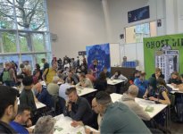 世界最大のボードゲーム見本市で同社ブースは大盛況だった