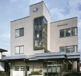 南新電気工業の本社社屋