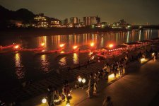 川岸から「長良川鵜飼」を日常的に楽しむ文化を復興