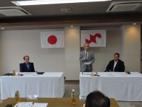 同所 事業承継・税制委員会担当である柴田和正副会頭（中央）の提言により、同協定の締結に至った