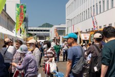 会場には1500人が来場しにぎわった