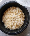 もち麦の食感とショウガの香りがアクセント